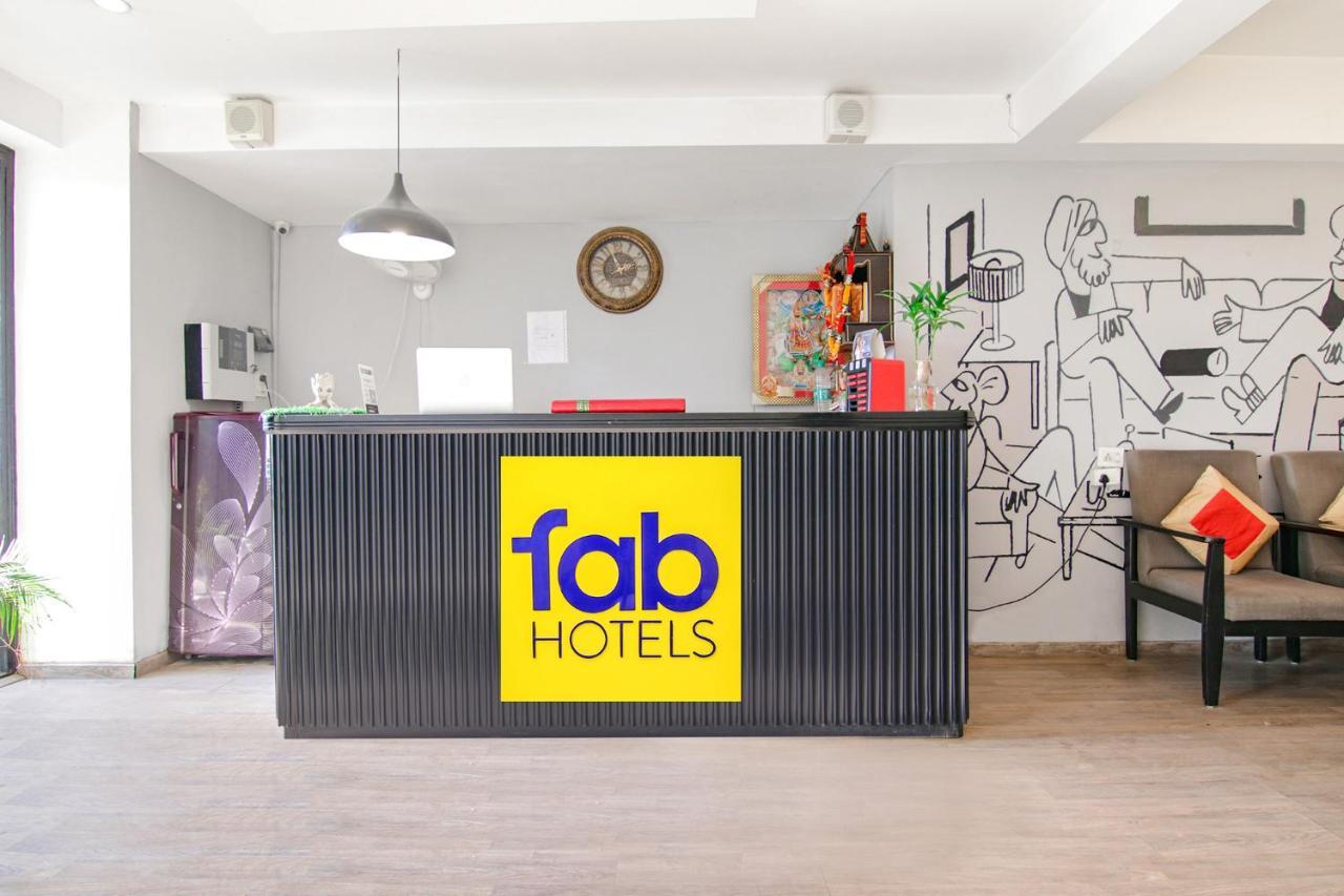 Fabhotel Infinity Stays Gurgáon Kültér fotó